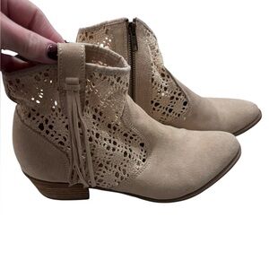 American Eagle tan suede and lace western ankle bootie. Size 8